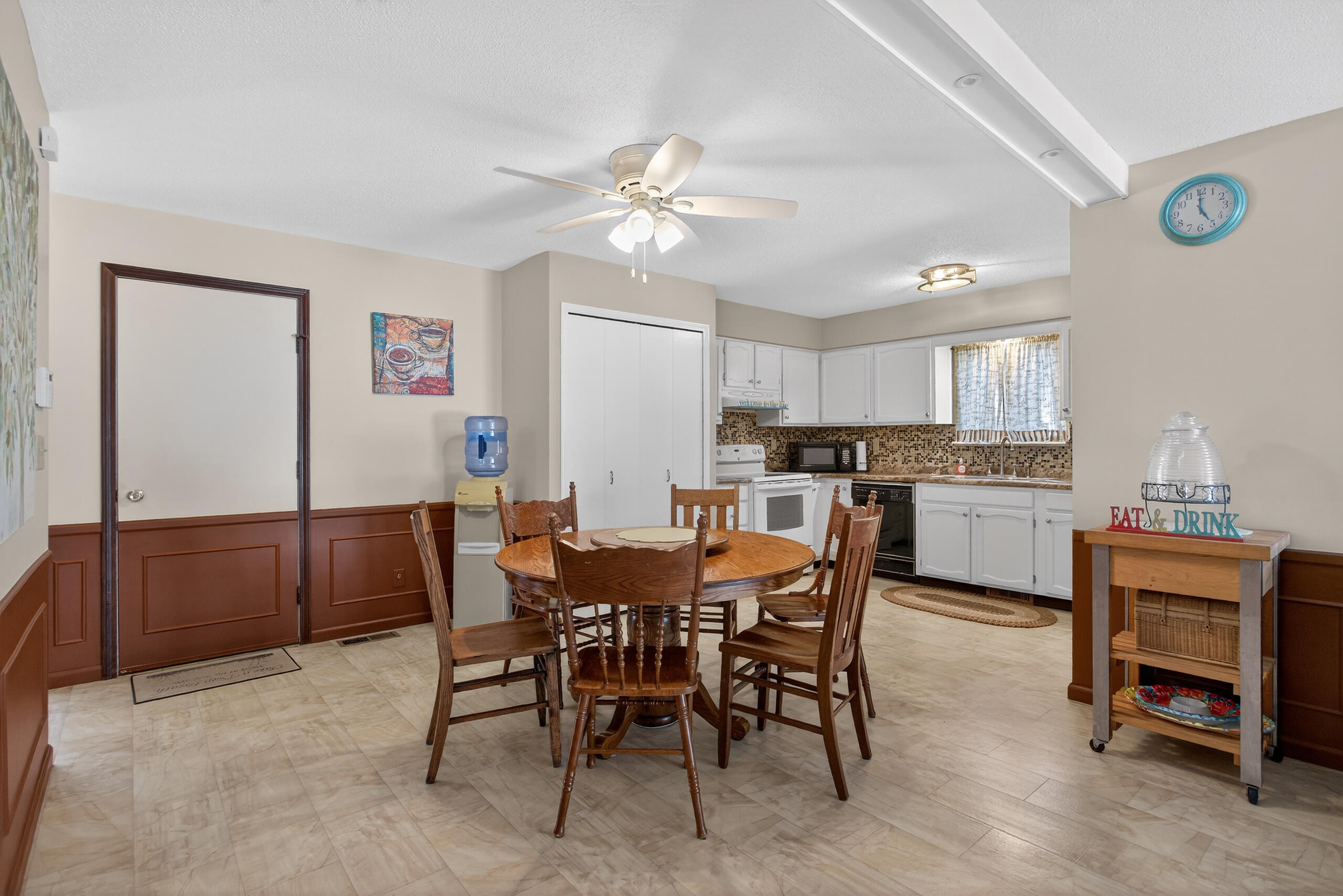 10800 Waldron Road Jerome, MI 49249 - Photo 9 of 83 0N0A6074