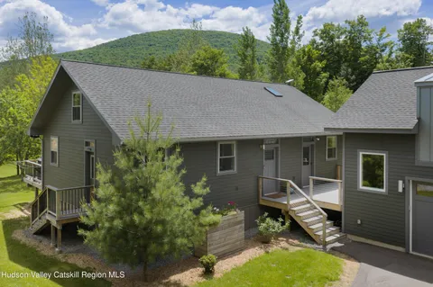 $1,150,000 | 4599 Highway 212, Lake Hill, NY 12448