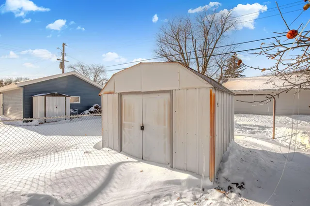 $189,900 | 1145 15th Avenue South, St. Cloud, MN 56301