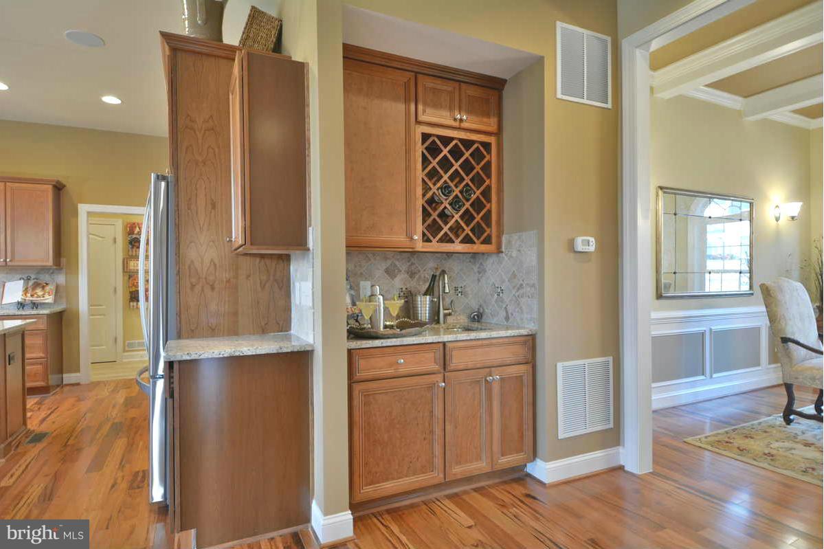 8835 Rommel Drive Lorton, VA 22079 - Photo 8 of 30 Butler's Pantry/Wine Bar