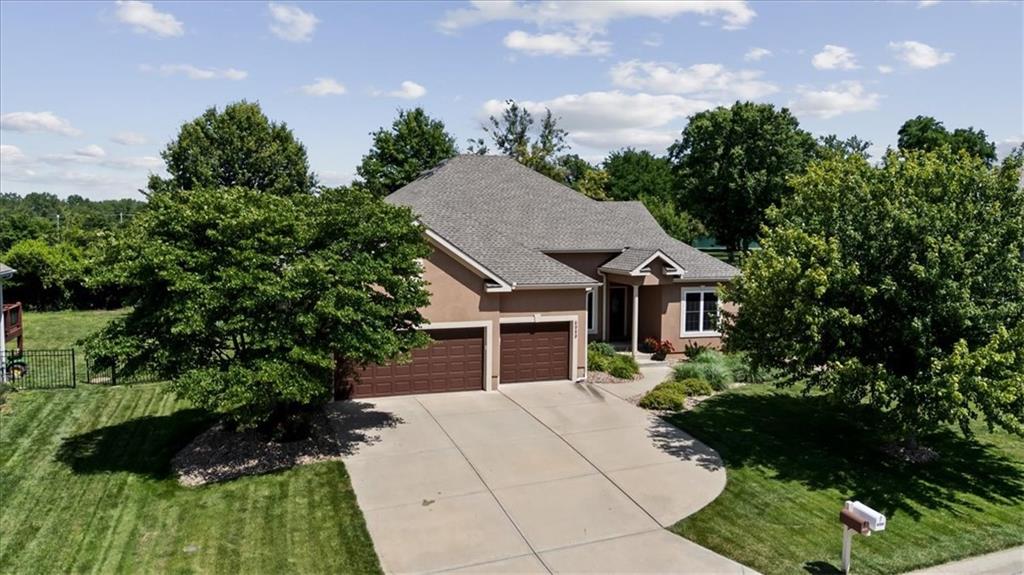 6989 141st Street Basehor, KS 66007 - Photo 17 of 49