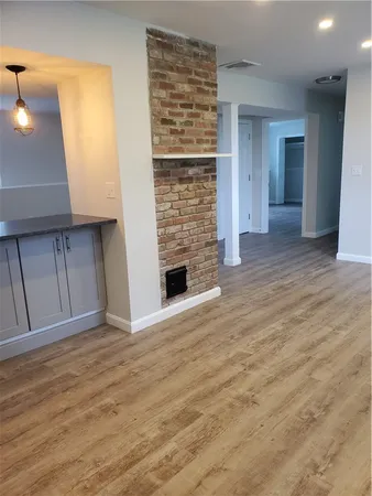 $2,600 | 440 Forest Avenue, Unit 1, Middletown, RI 02842