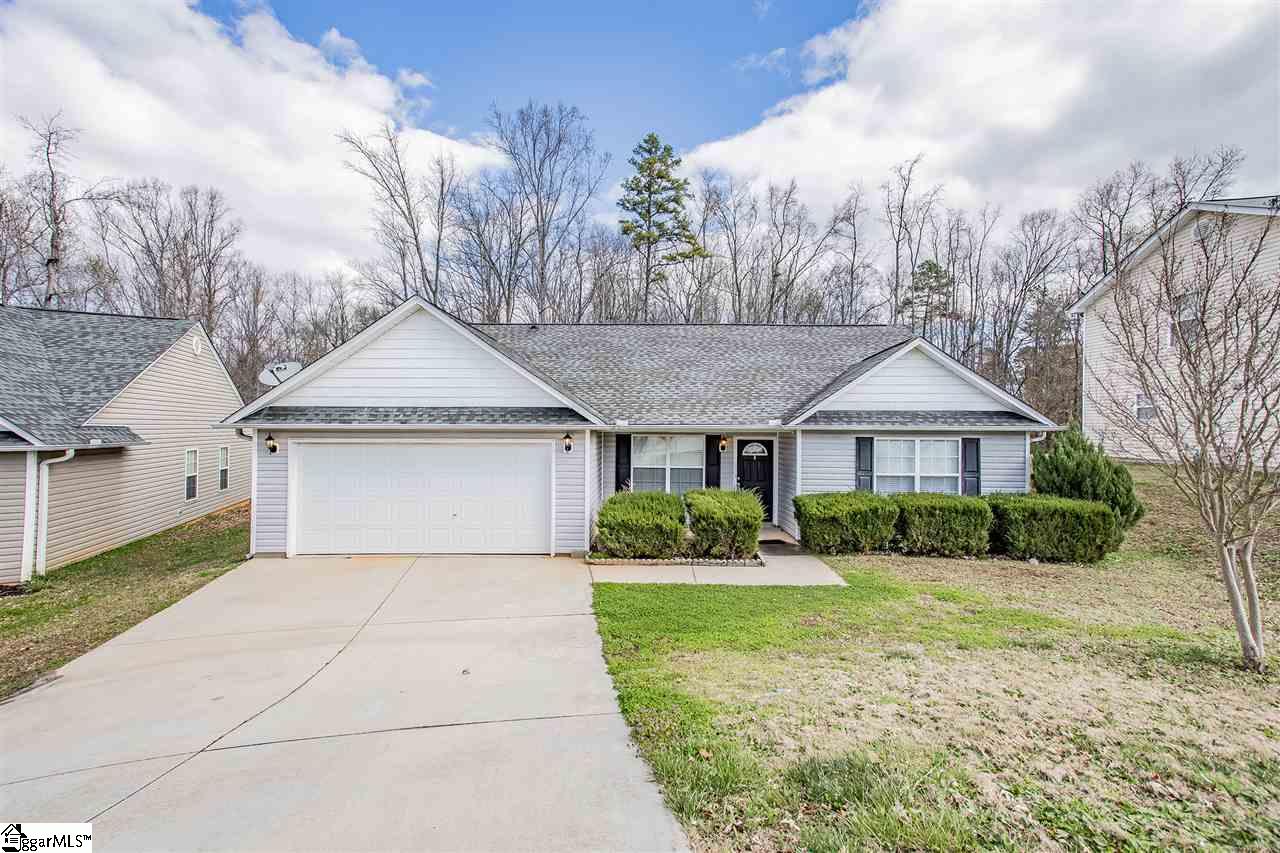 120 Catterick Way Fountain Inn, SC 29644 - Photo 1 of 18