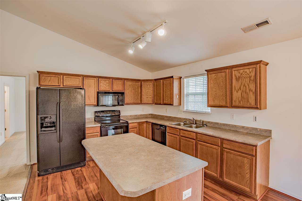 120 Catterick Way Fountain Inn, SC 29644 - Photo 7 of 18