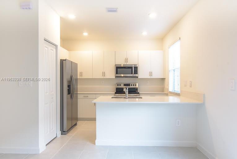 2683 Southeast 11th Street Homestead, FL 33035 - Photo 3 of 26