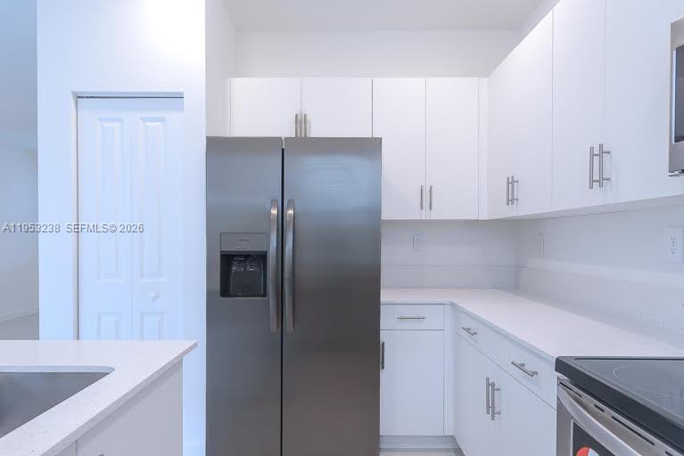 2683 Southeast 11th Street Homestead, FL 33035 - Photo 6 of 26