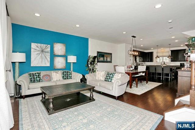 12-30 Plaza Road Fair Lawn, NJ 07410 - Photo 16 of 34