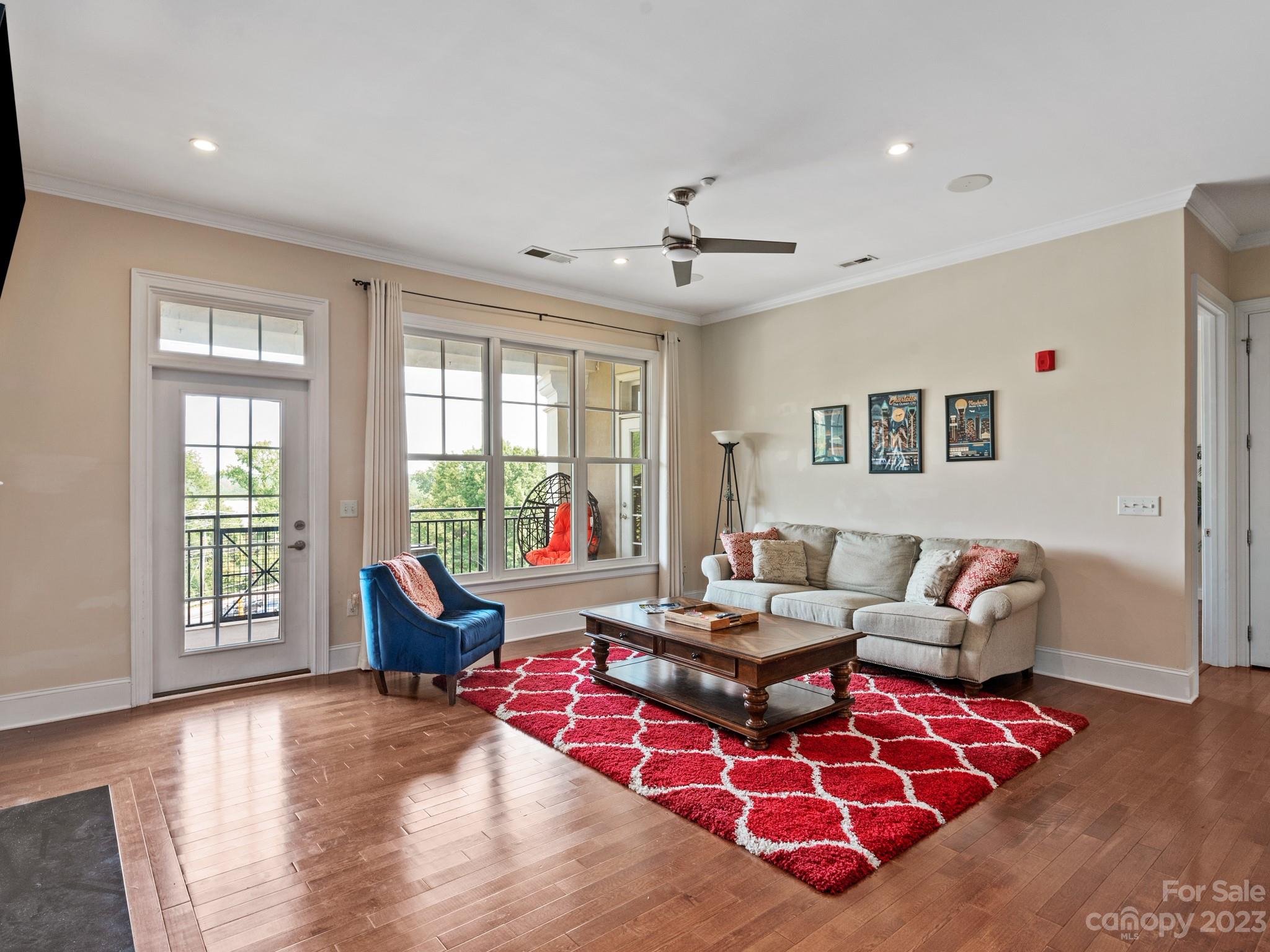 5425 Closeburn Road, Unit 201 Charlotte, NC 28210 - Photo 21 of 35 a living room with furniture and a window