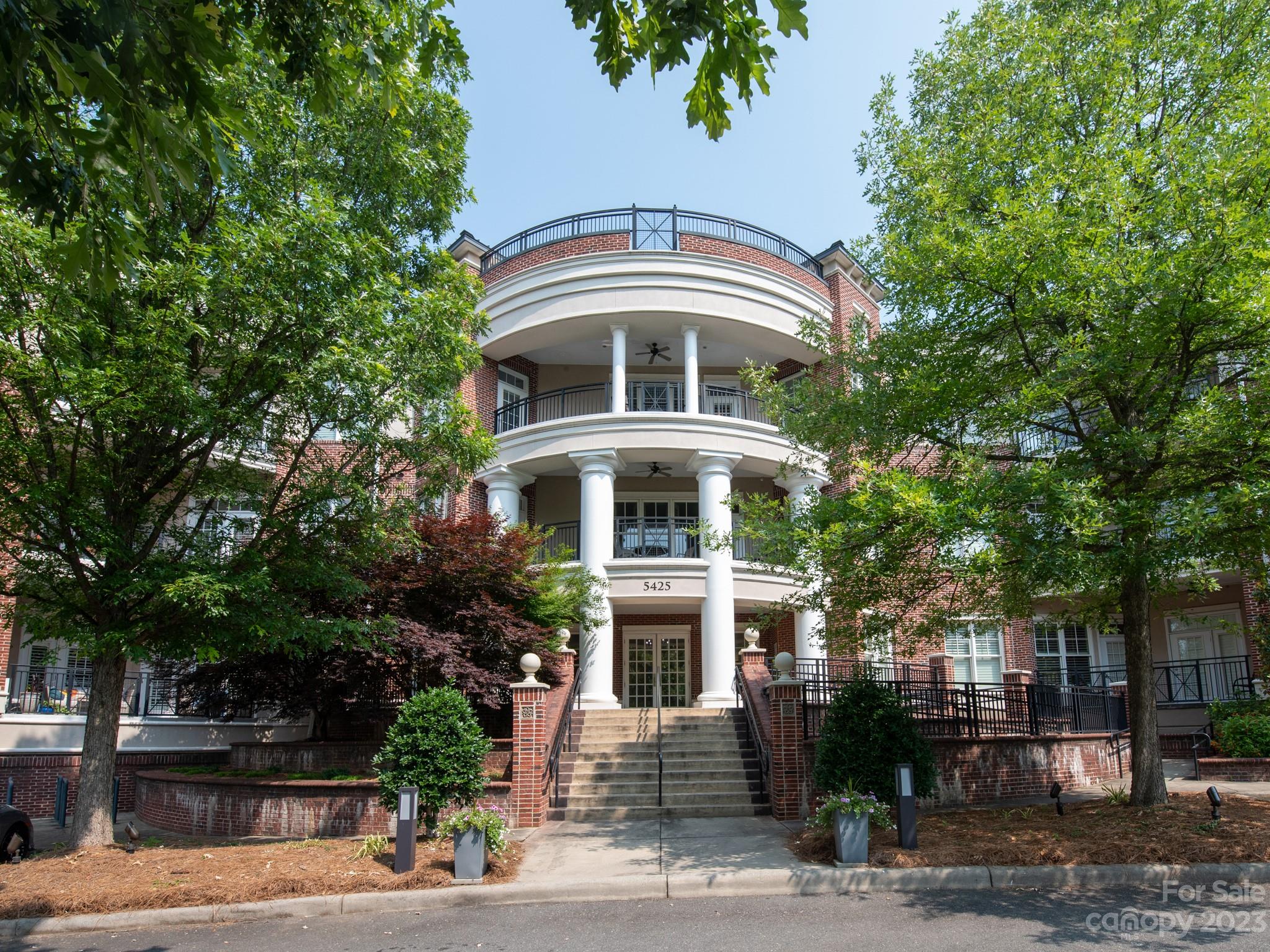5425 Closeburn Road, Unit 201 Charlotte, NC 28210 - Photo 32 of 35 a front view of a building