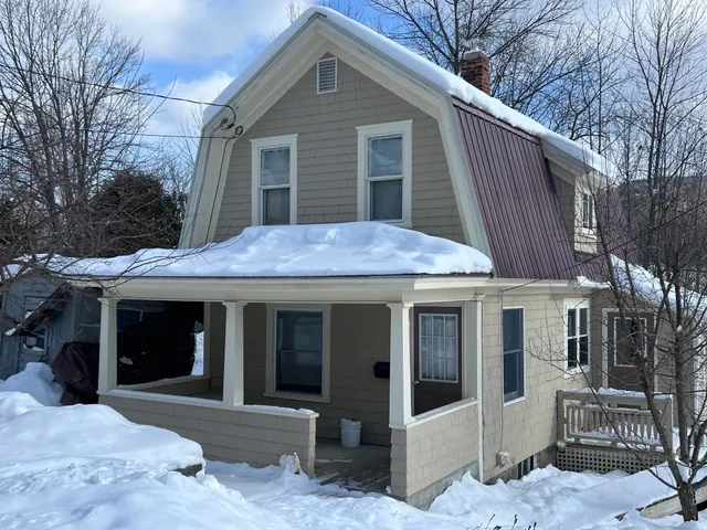 $169,900 | 518 Western Avenue, Berlin, NH 03570