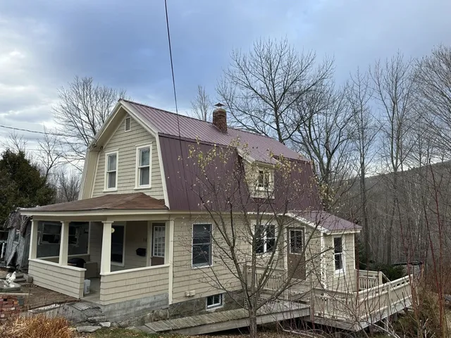 $179,900 | 518 Western Avenue, Berlin, NH 03570