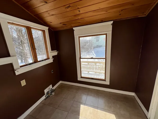 $169,900 | 518 Western Avenue, Berlin, NH 03570