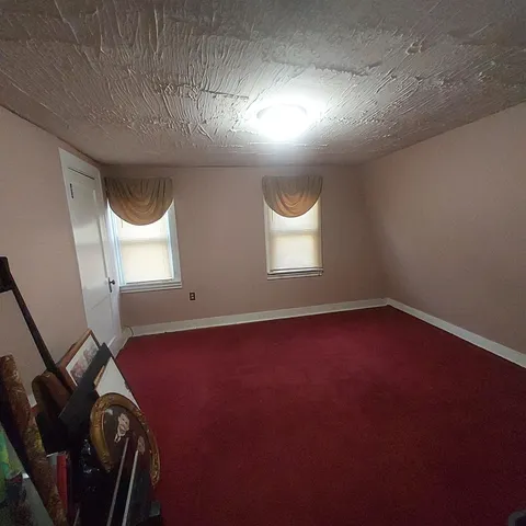 $195,000 | 518 Western Avenue, Berlin, NH 03570