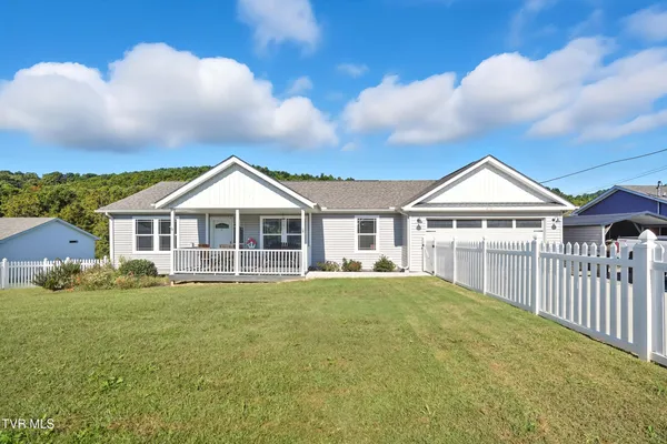 $349,000 | 470 Roaming Drive, Chuckey, TN 37641
