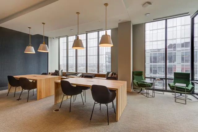 $2,871 | 270 Hennepin Avenue, Unit 1513, Minneapolis, MN 55401