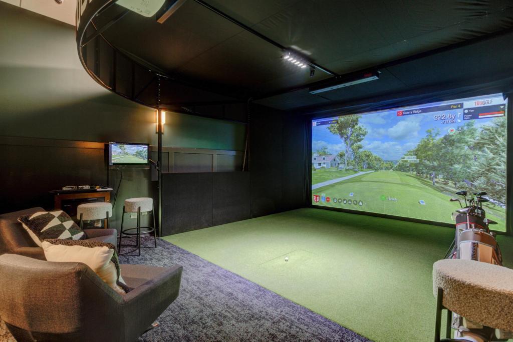 270 Hennepin Avenue, Unit 1513 Minneapolis, MN 55401 - Photo 23 of 43