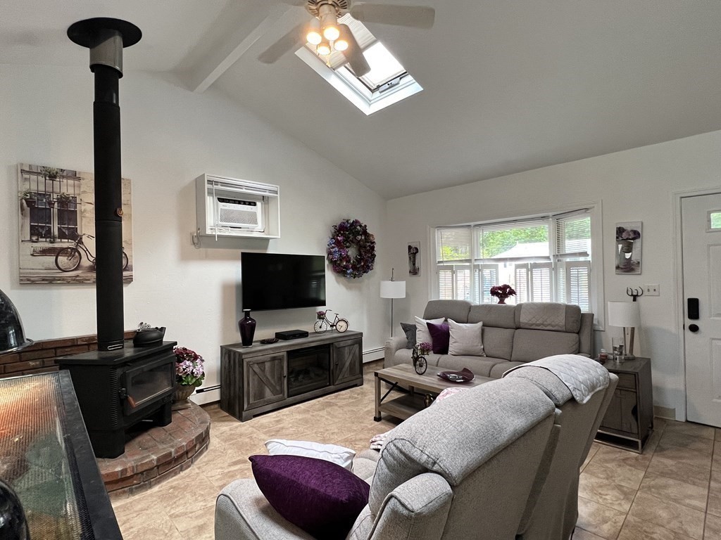 93 Michael Road Raynham, MA 02767 - Photo 14 of 34 Gallery Image 14