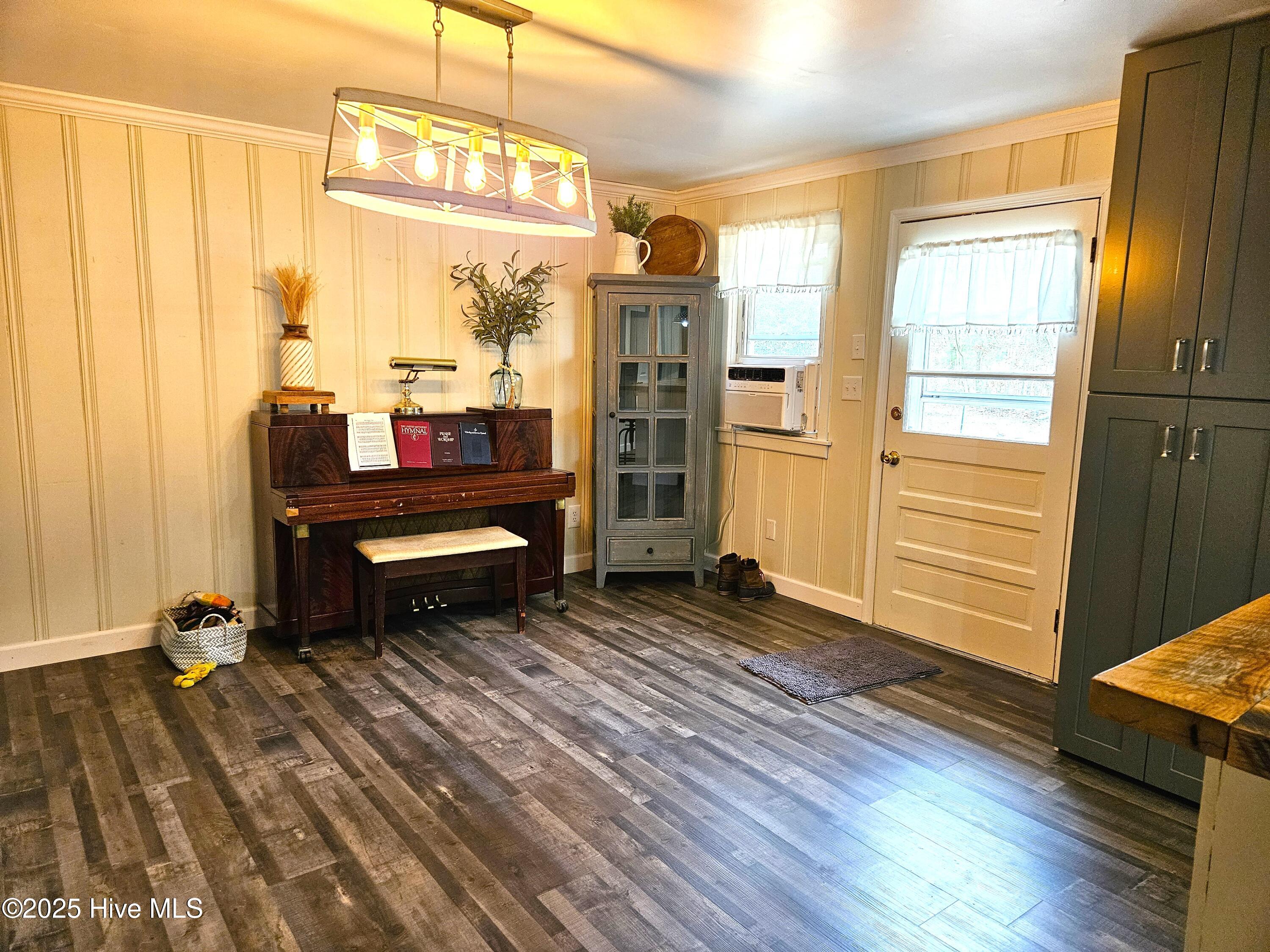 302 Newby Street Roper, NC 27970 - Photo 7 of 23 20250118_111907