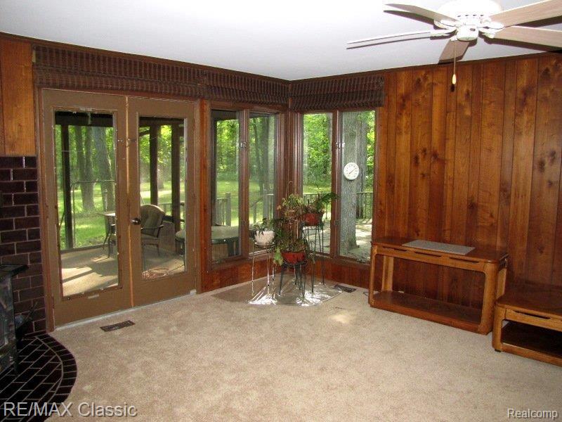 27485 Martindale Road New Hudson, MI 48165 - Photo 13 of 17 Additional View of Family Room