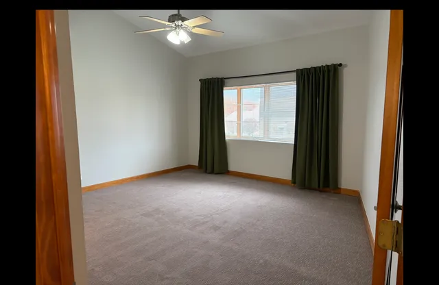 $2,100 | 16649 Oak Park Avenue, Unit 203, Tinley Park, IL 60477