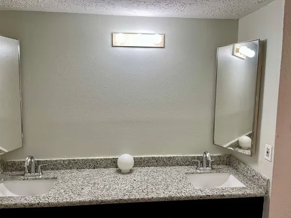 $1,750 | 13511 Quetzal Lane, Houston, TX 77083