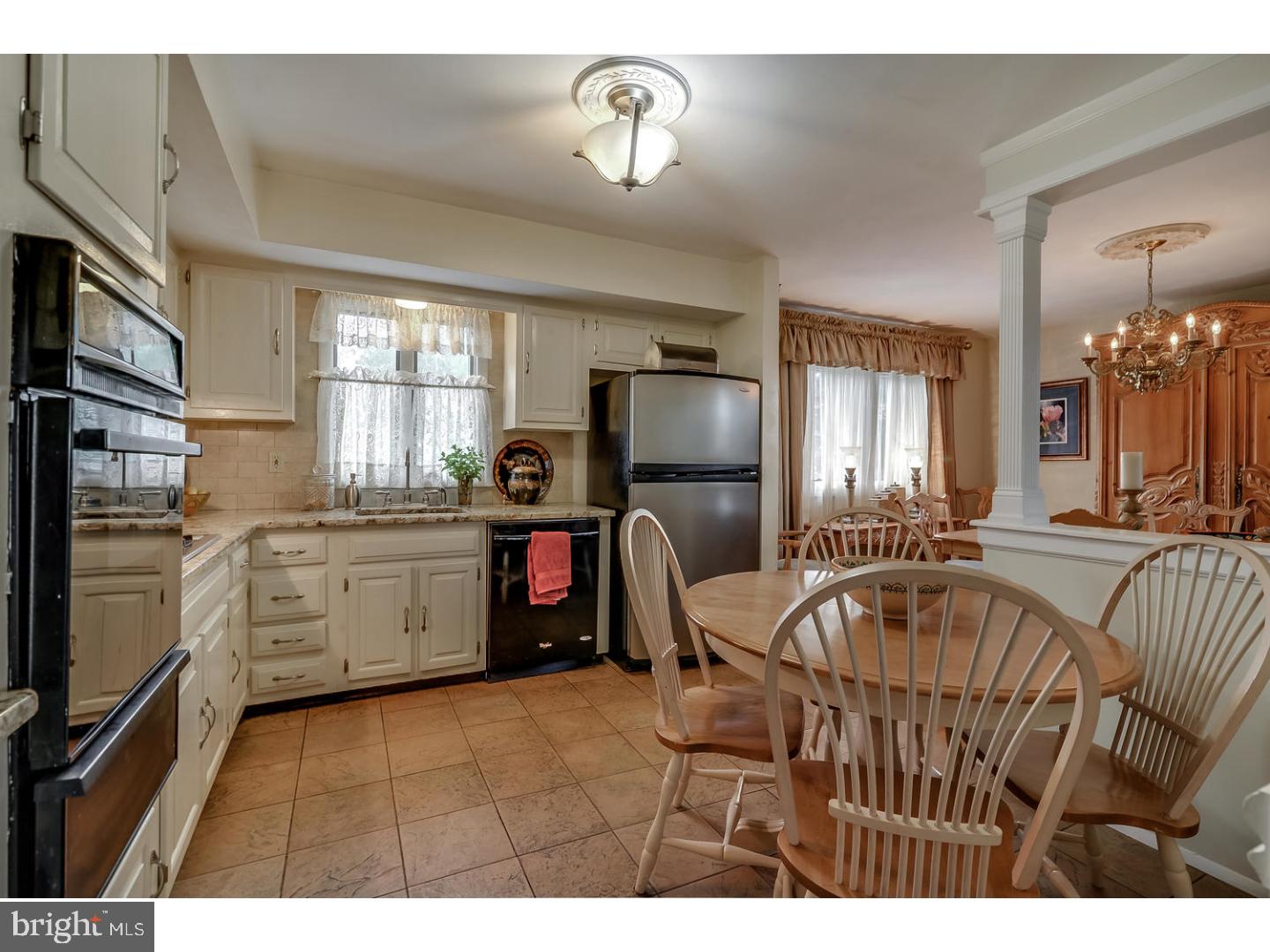 39 Brophy Drive Ewing, NJ 08638 - Photo 7 of 21