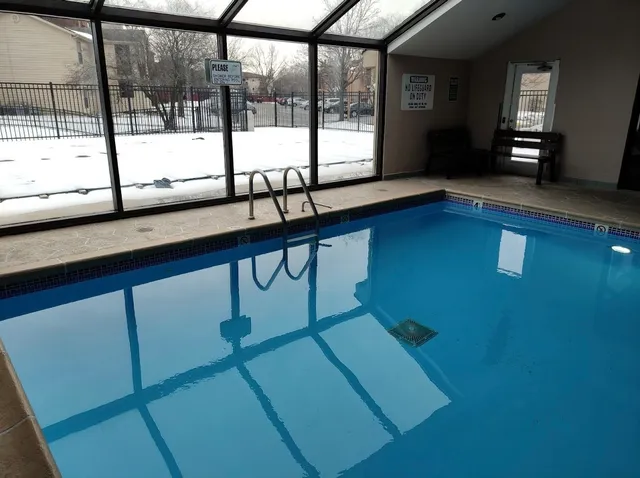 $2,000 | 2028 North Rand Road, Unit 104, Palatine, IL 60074