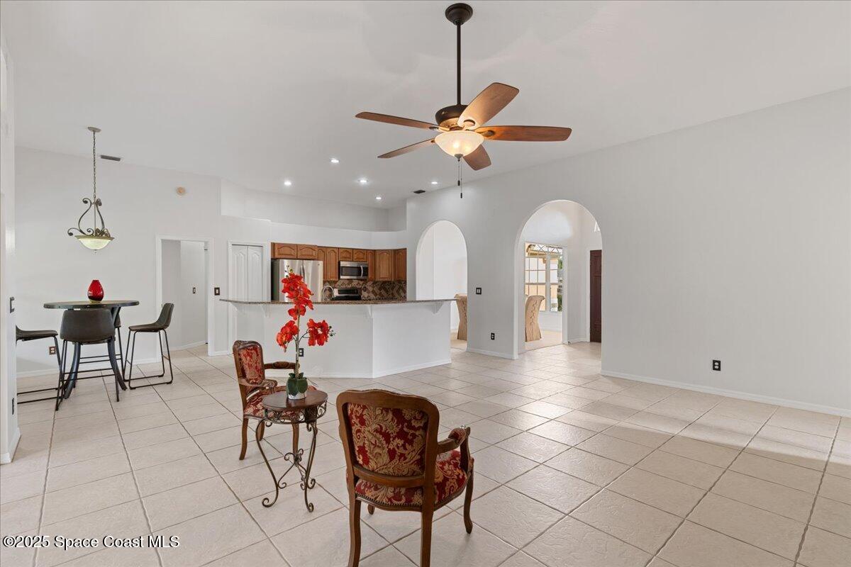 281 Abello Road Southeast Palm Bay, FL 32909 - Photo 14 of 35 13-Family Room