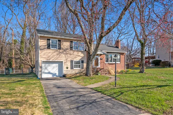 $409,999 | 409 Laclair Avenue, Linthicum Heights, MD 21090
