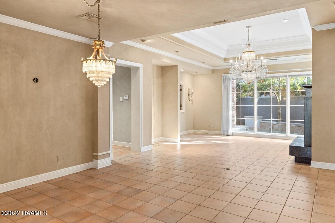 303 Oakleaf Drive Lafayette, LA 70503 - Photo 12 of 44 303 Oakleaf-10