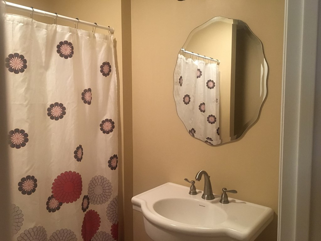 6039 Ninety 6 Road Neeses, SC 29107 - Photo 5 of 23 Bath 2