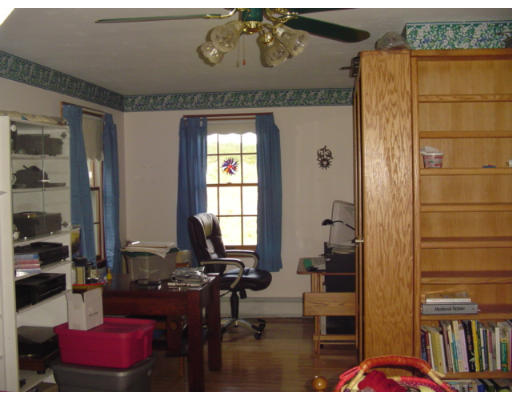 28 Mt Jefferson Road Hubbardston, MA 01452 - Photo 11 of 14 Gallery Image 11