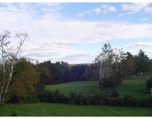28 Mt Jefferson Road Hubbardston, MA 01452 - Photo 12 of 14 Gallery Image 12
