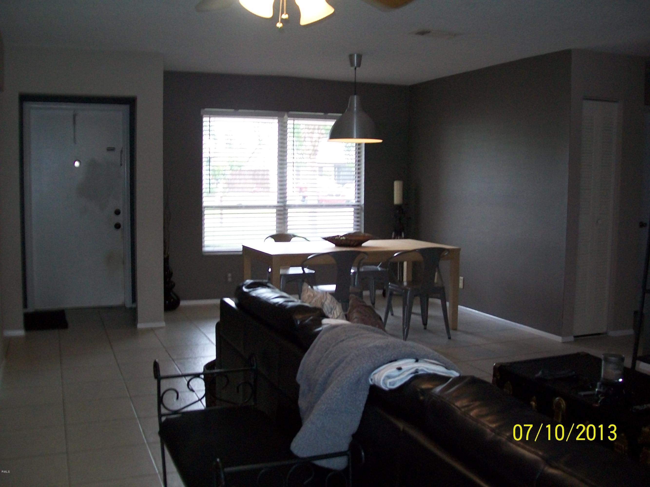 9718 Richmond Circle Boca Raton, FL 33434 - Photo 4 of 11 9718 Richmond Cr - DINNING ROOM