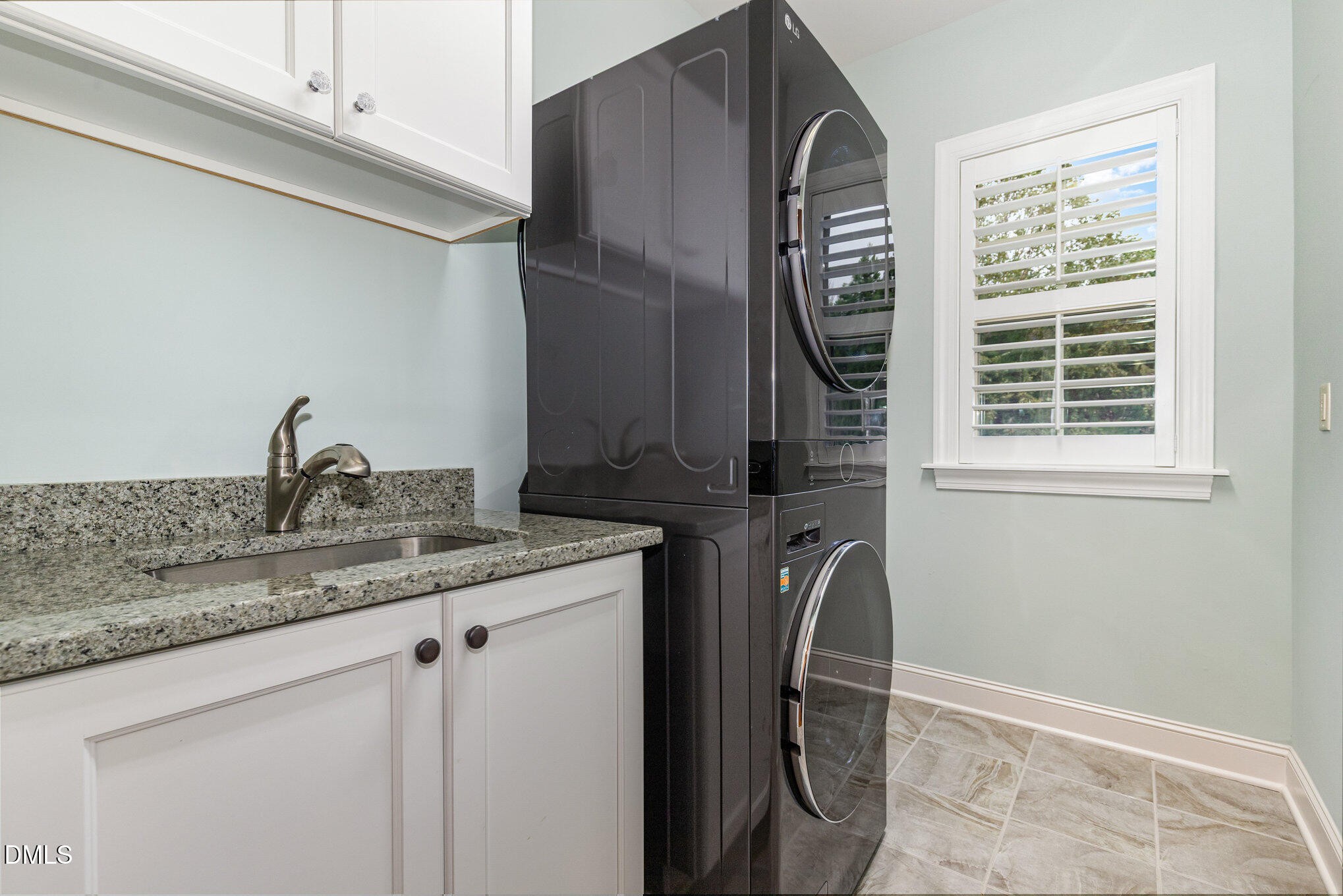 5112 Pomfret Point Raleigh, NC 27612 - Photo 39 of 61 Laundry Room