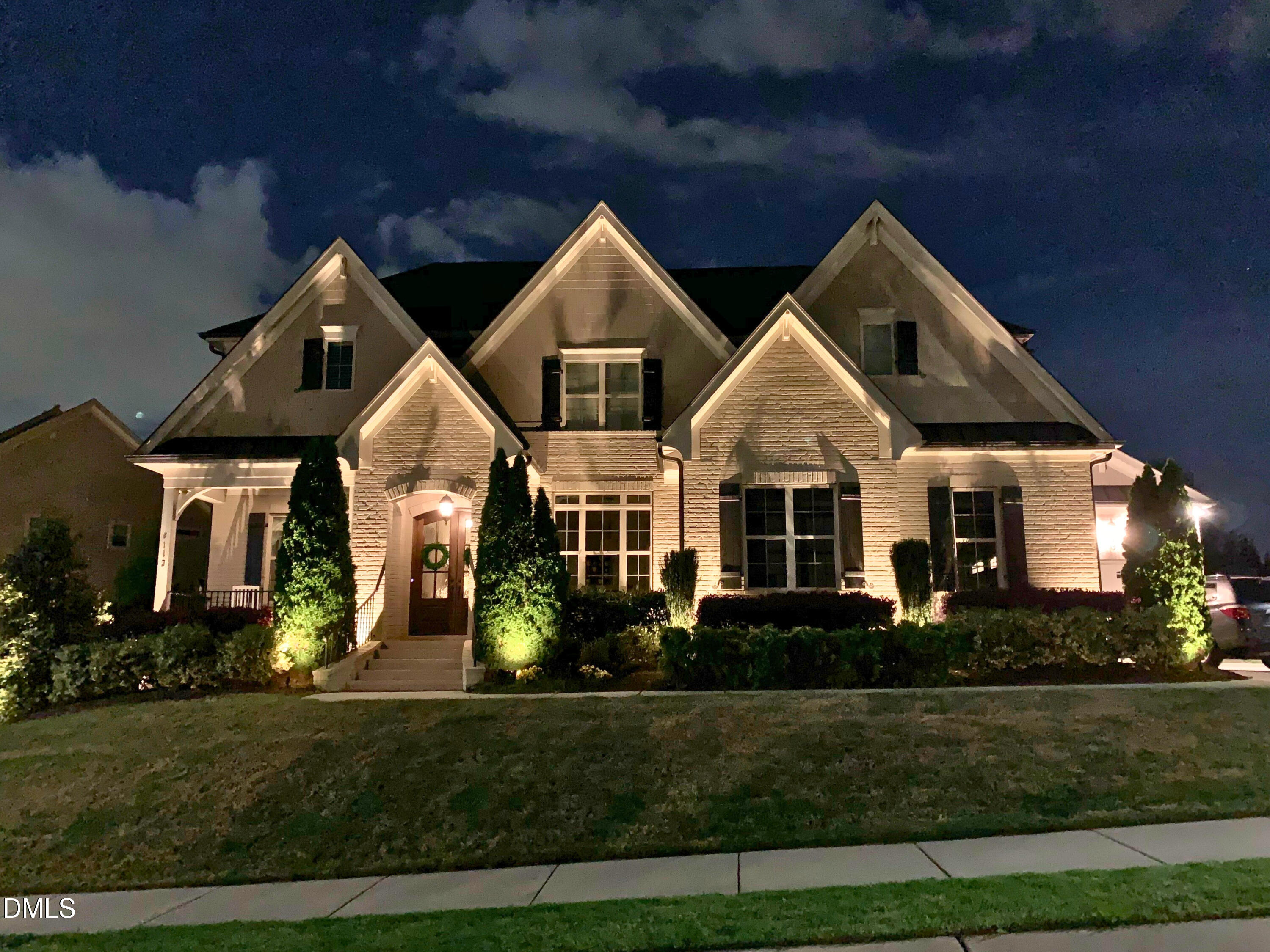 5112 Pomfret Point Raleigh, NC 27612 - Photo 5 of 61 Landscape Lighting