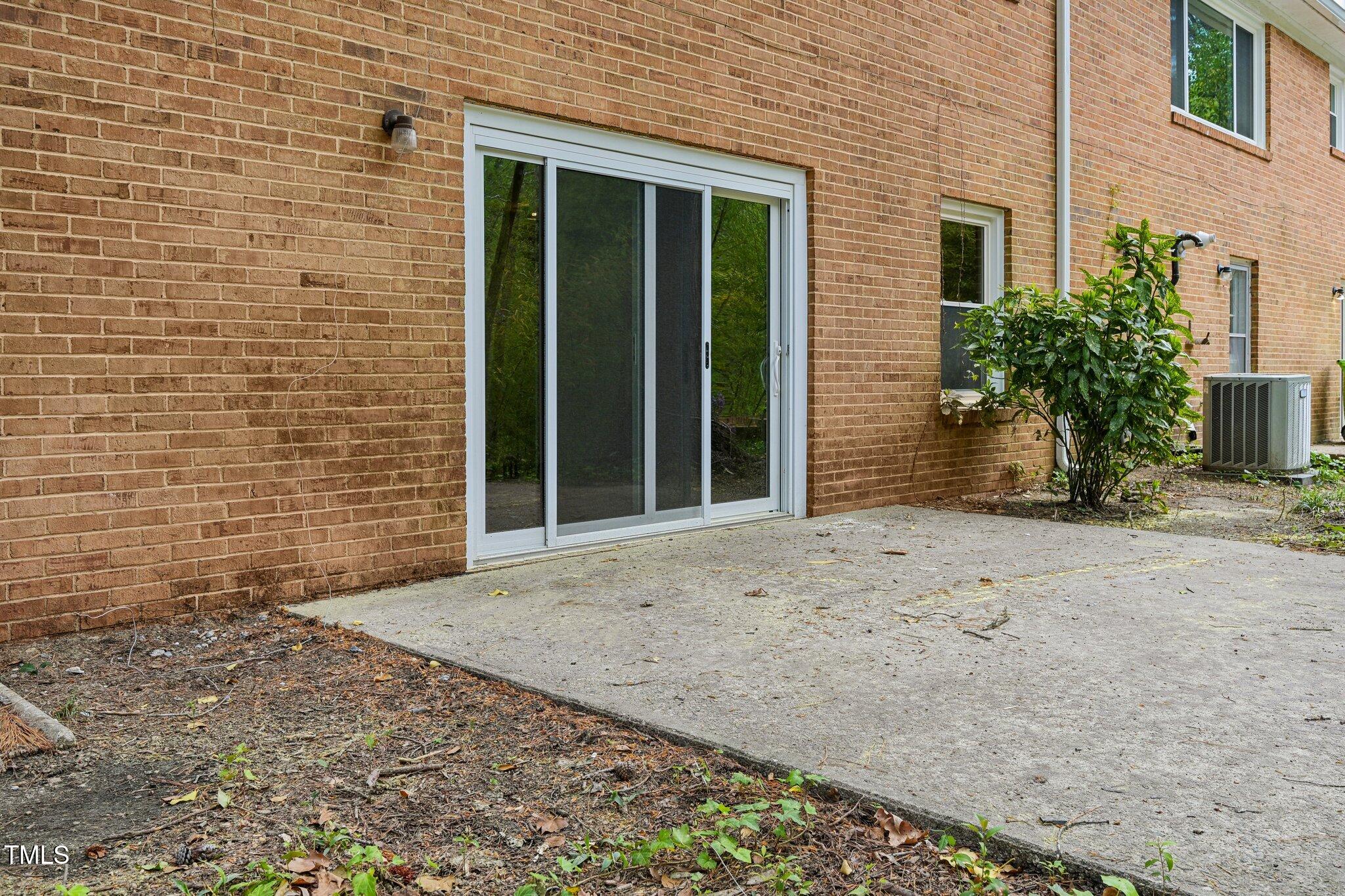 4815 Oak Park Road Raleigh, NC 27612 - Photo 44 of 50 41-web-or-mls-Oak Park Rd-03042025-041