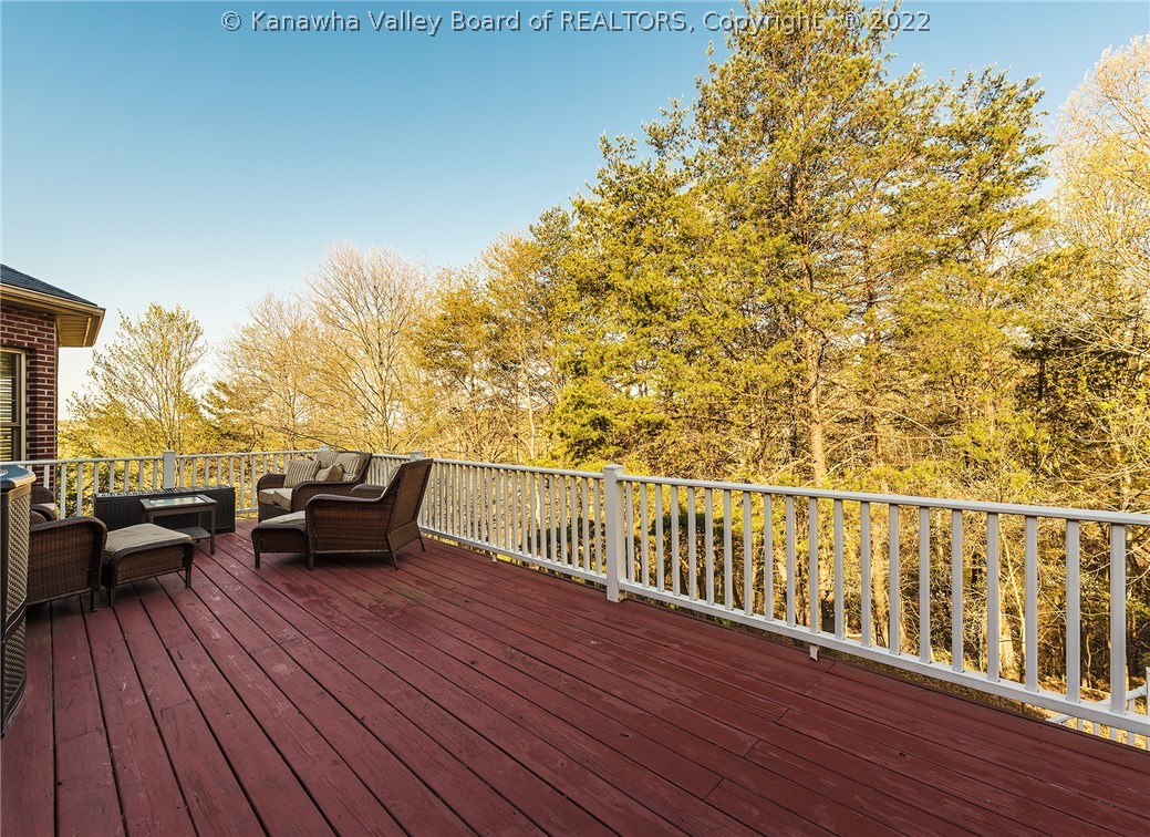 1068 Crestmont Road Hurricane, WV 25526 - Photo 21 of 23 Gallery Image 21
