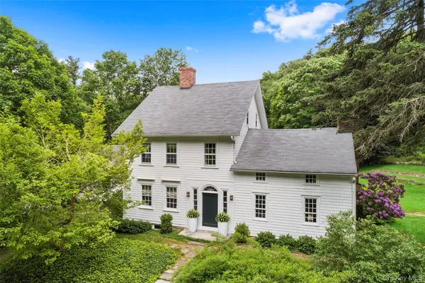 $1,525,000 | 908 Old Post Road, Bedford, NY 10506