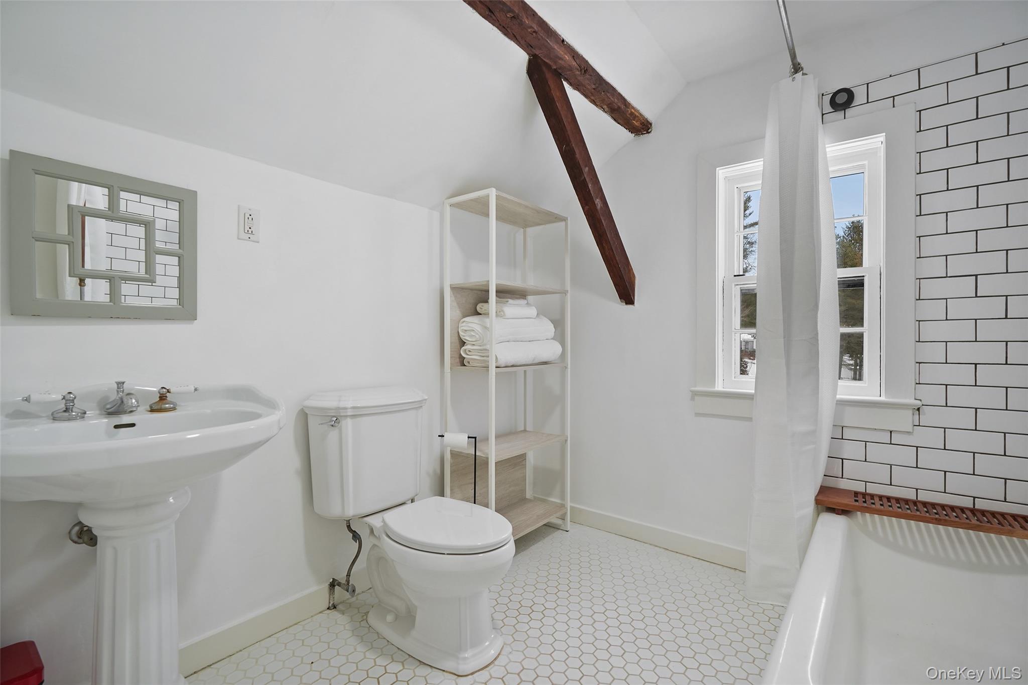 908 Old Post Road Bedford, NY 10506 - Photo 22 of 31