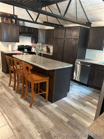 $285,000 | 5732 Maplewood Drive, Marysville, IN 47141