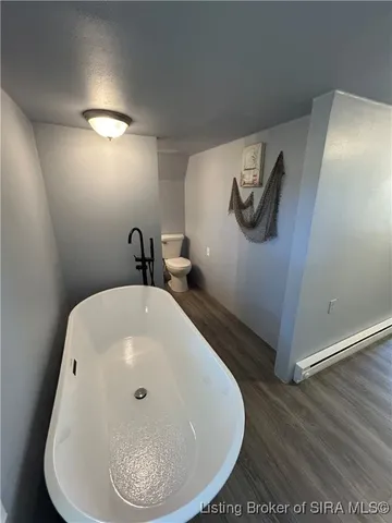 $285,000 | 5732 Maplewood Drive, Marysville, IN 47141