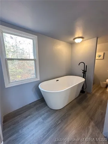 $285,000 | 5732 Maplewood Drive, Marysville, IN 47141