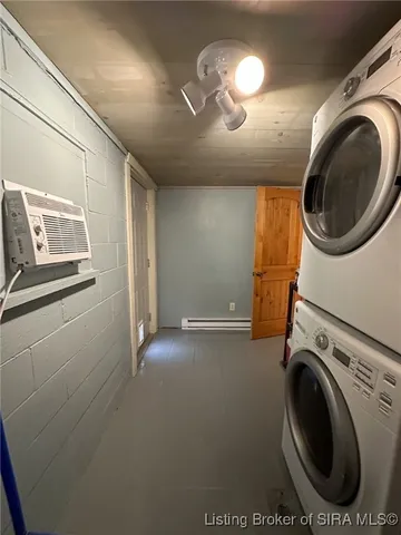 $285,000 | 5732 Maplewood Drive, Marysville, IN 47141