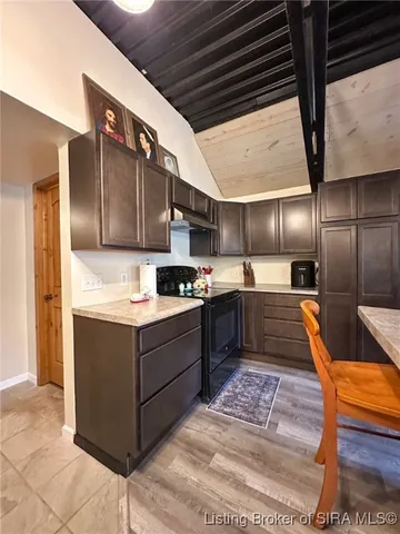 $285,000 | 5732 Maplewood Drive, Marysville, IN 47141