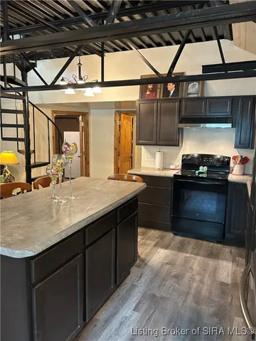 $285,000 | 5732 Maplewood Drive, Marysville, IN 47141