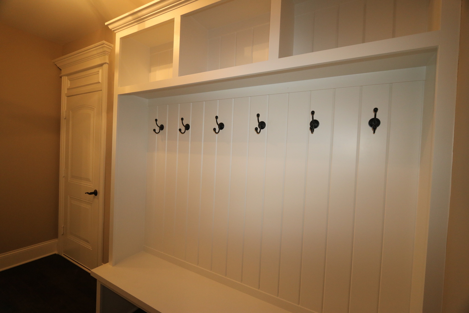 8613 High Stone Way Frankfort, IL 60423 - Photo 16 of 31 a bathroom with a shower