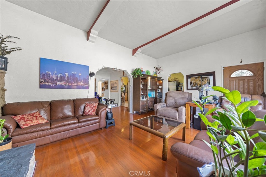 4006 York Boulevard Los Angeles, CA 90065 - Photo 9 of 33 a living room with furniture and painting on the wall