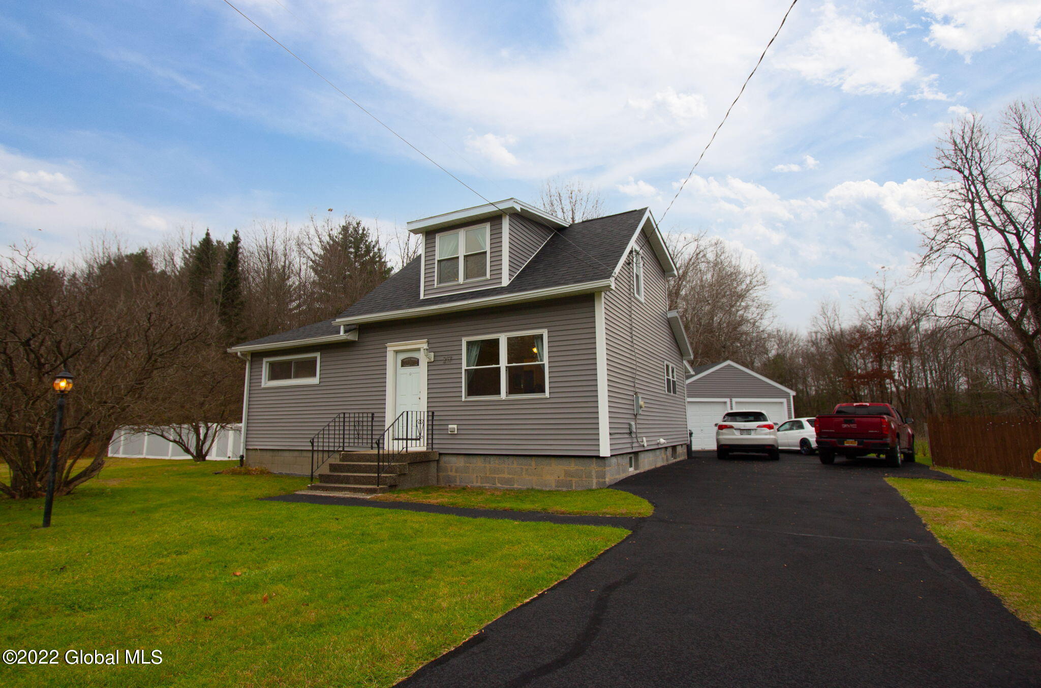 217 Morris Road Schenectady, NY 12303 - Photo 1 of 31 34-web-or-mls-217MorrisRd-34