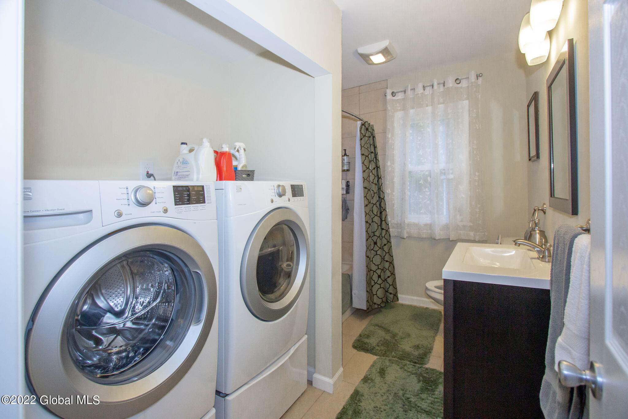 217 Morris Road Schenectady, NY 12303 - Photo 11 of 31 12-web-or-mls-217MorrisRd-12